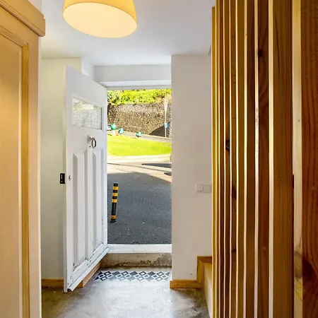 House T2 * Calheta (Madeira)